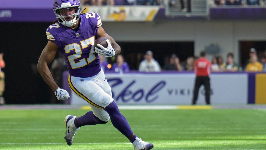 Vikings return RB Jordan Mason from injured reserve after broken thumb kept him out last 4 games — WCCO / CBS Minnesota, Half Moon Bay Sports news