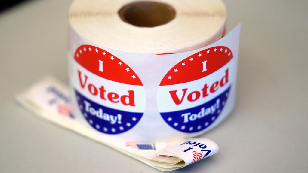 South Florida gears up ahead of early voting in the 2026 midterm elections — CBS Miami, Half Moon Bay Community news
