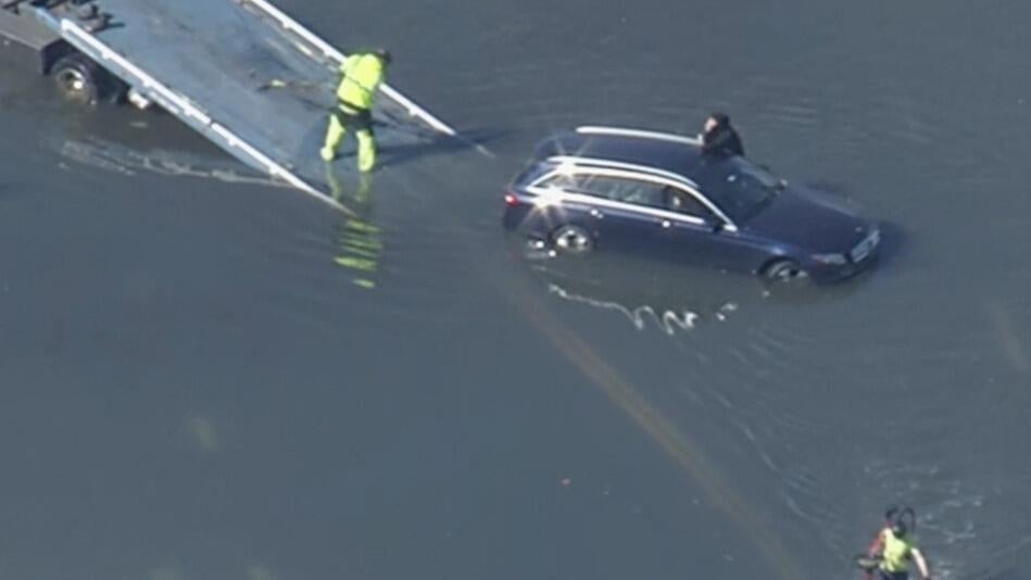 Flooding in parts of Marin County as coastal flood advisory in effect for Bay Area — CBS Bay Area (KPIX), Half Moon Bay Community news