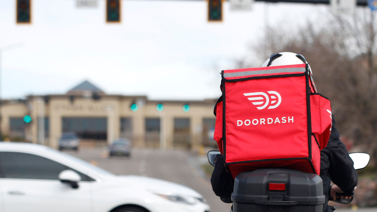 DoorDash offers $17 billion for Instacart in what would be a big consolidation for grocery delivery
       — Half Moon Bay Business news