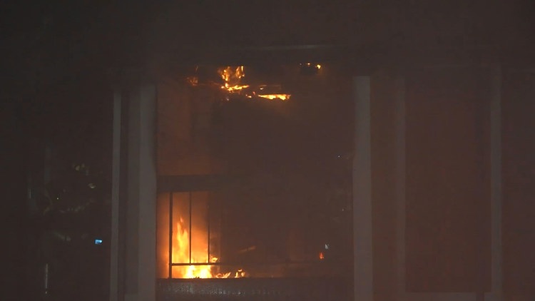 Fire damages 12 units at north Houston apartment complex — KHOU 11 (Houston), Half Moon Bay Community news