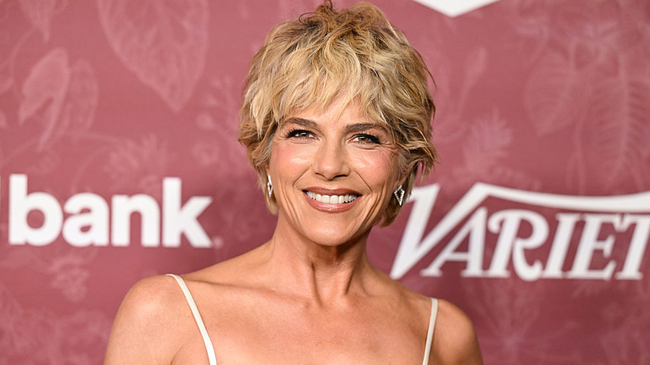 Selma Blair arrested, taken to hospital after allegedly attacking flight attendants — KTVU FOX 2 Bay Area, Half Moon Bay Health news
